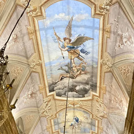 Au Riviera Palace, Magnifique * マントン