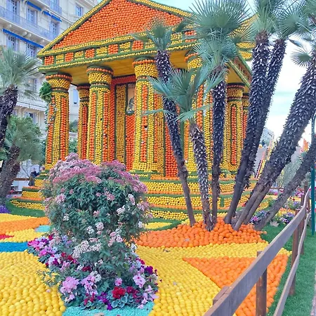 Au Riviera Palace, Magnifique *